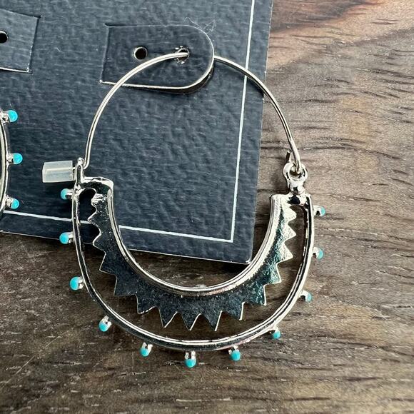🍭6/$30
New Melrose and Market Silver Tone Turquoise Beaded Boho Hoop Earrings - Picture 2 of 4